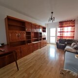 Metrou 1 Decembrie la 3 minute pe jos si centrala proprie